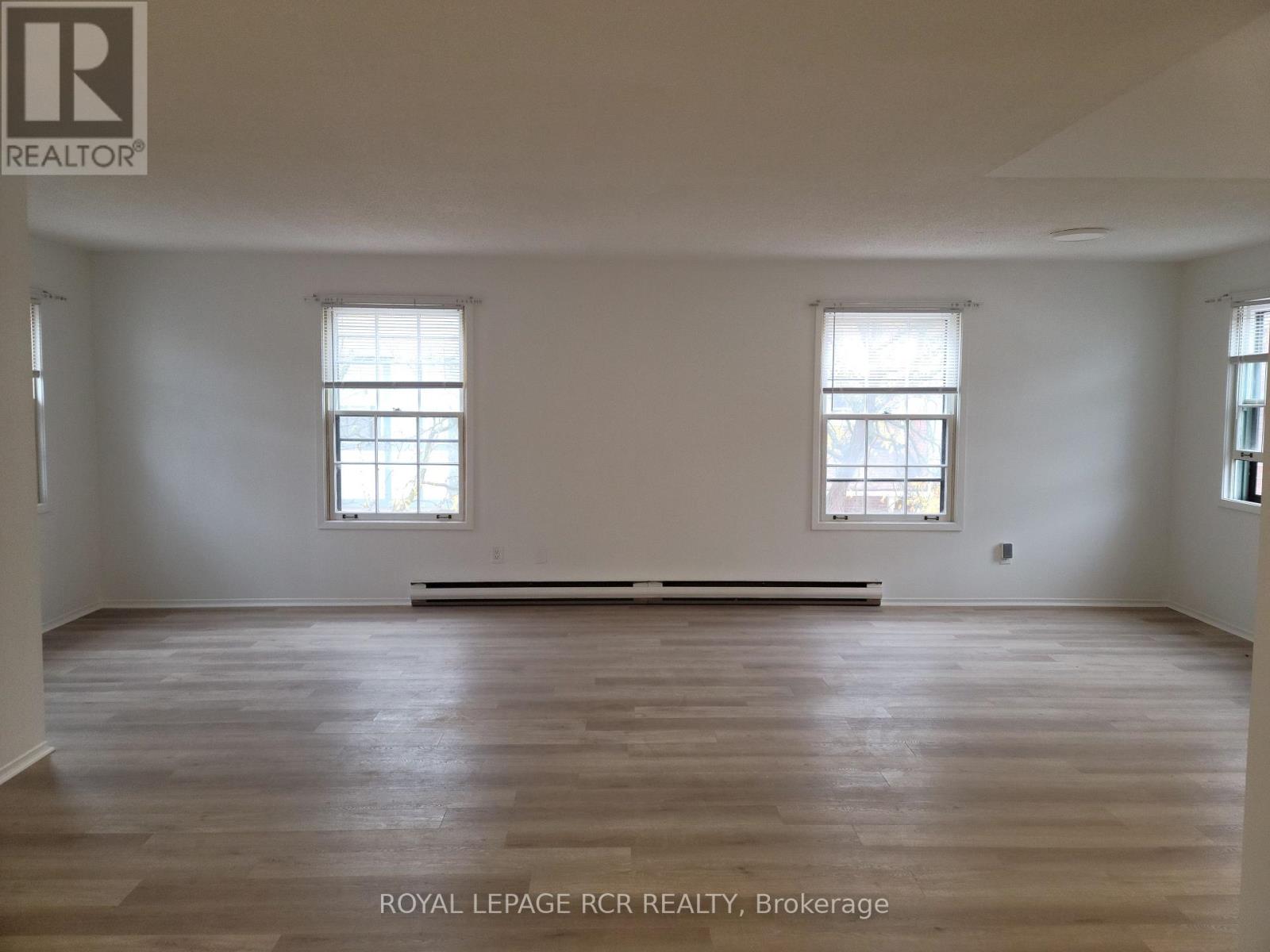 224 - 2 Orchard Heights, Aurora, Ontario  L4G 3W3 - Photo 4 - N12748256