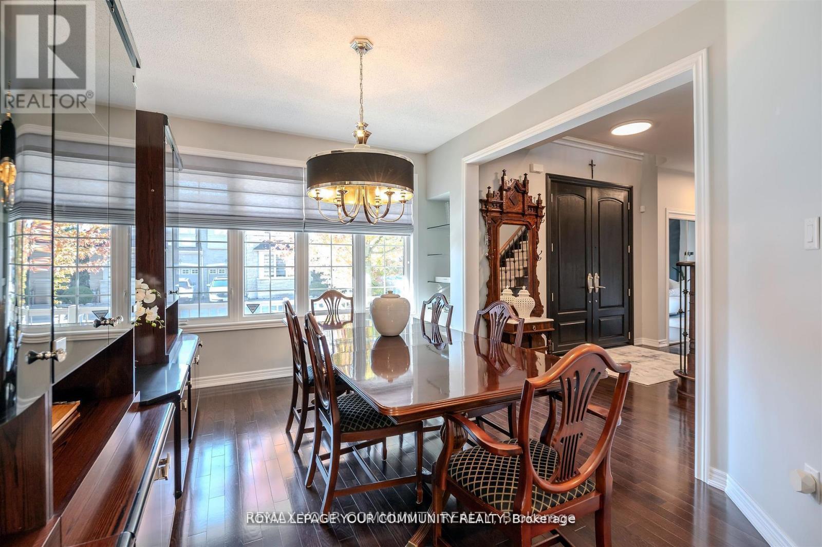 7 Sequin Drive, Richmond Hill, Ontario  L4E 0J3 - Photo 10 - N12748288