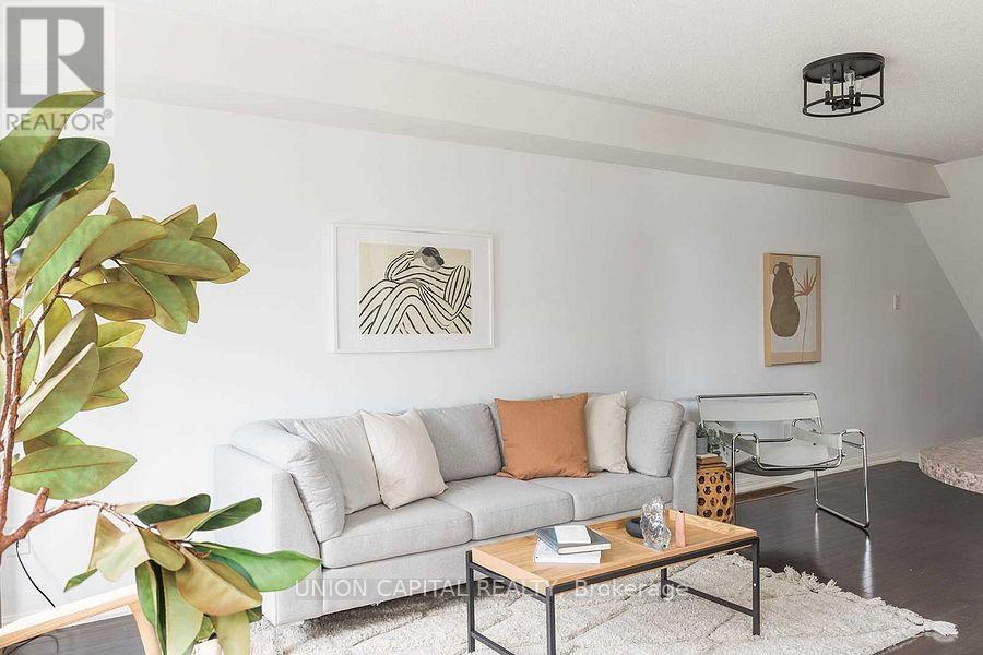 21 Winn Place, Aurora, Ontario  L4G 0S2 - Photo 12 - N12748304