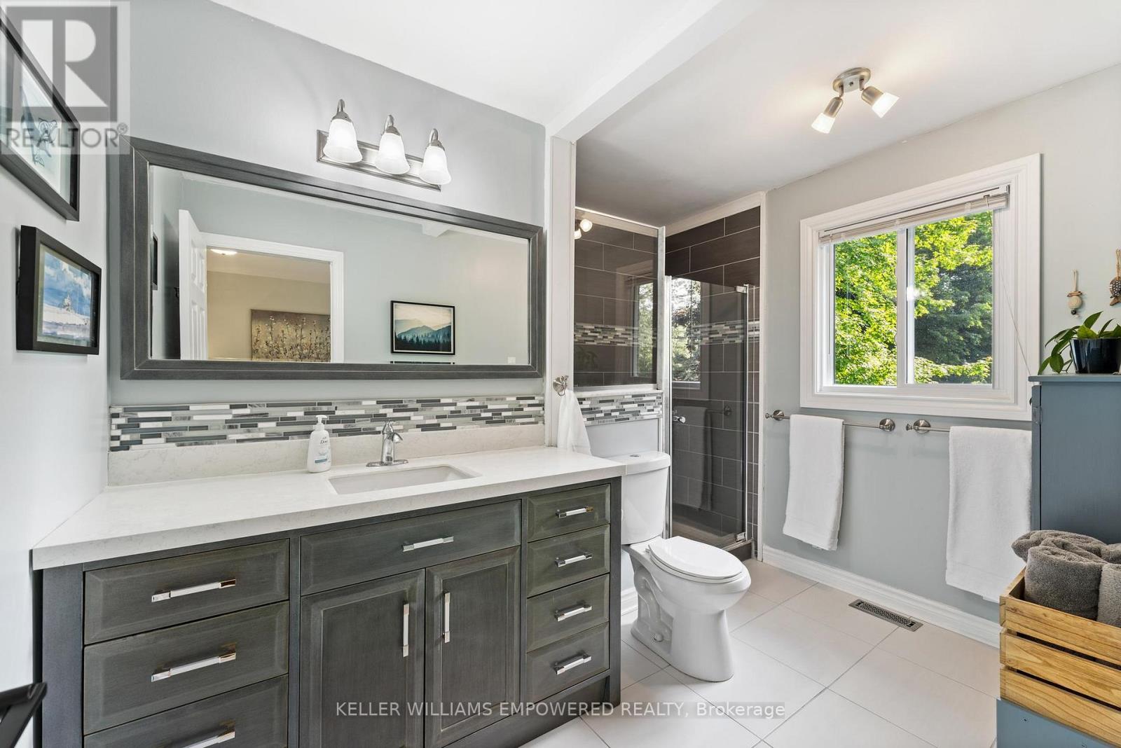 61 Gilbank Drive, Aurora, Ontario  L4G 6H9 - Photo 25 - N12748328