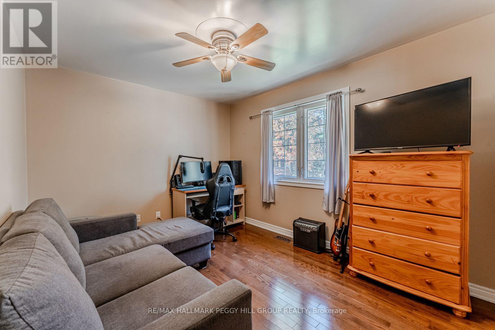 1096 Sunnidale Road, Springwater (Centre Vespra), Ontario  L9X 0R9 - Photo 15 - S12748218