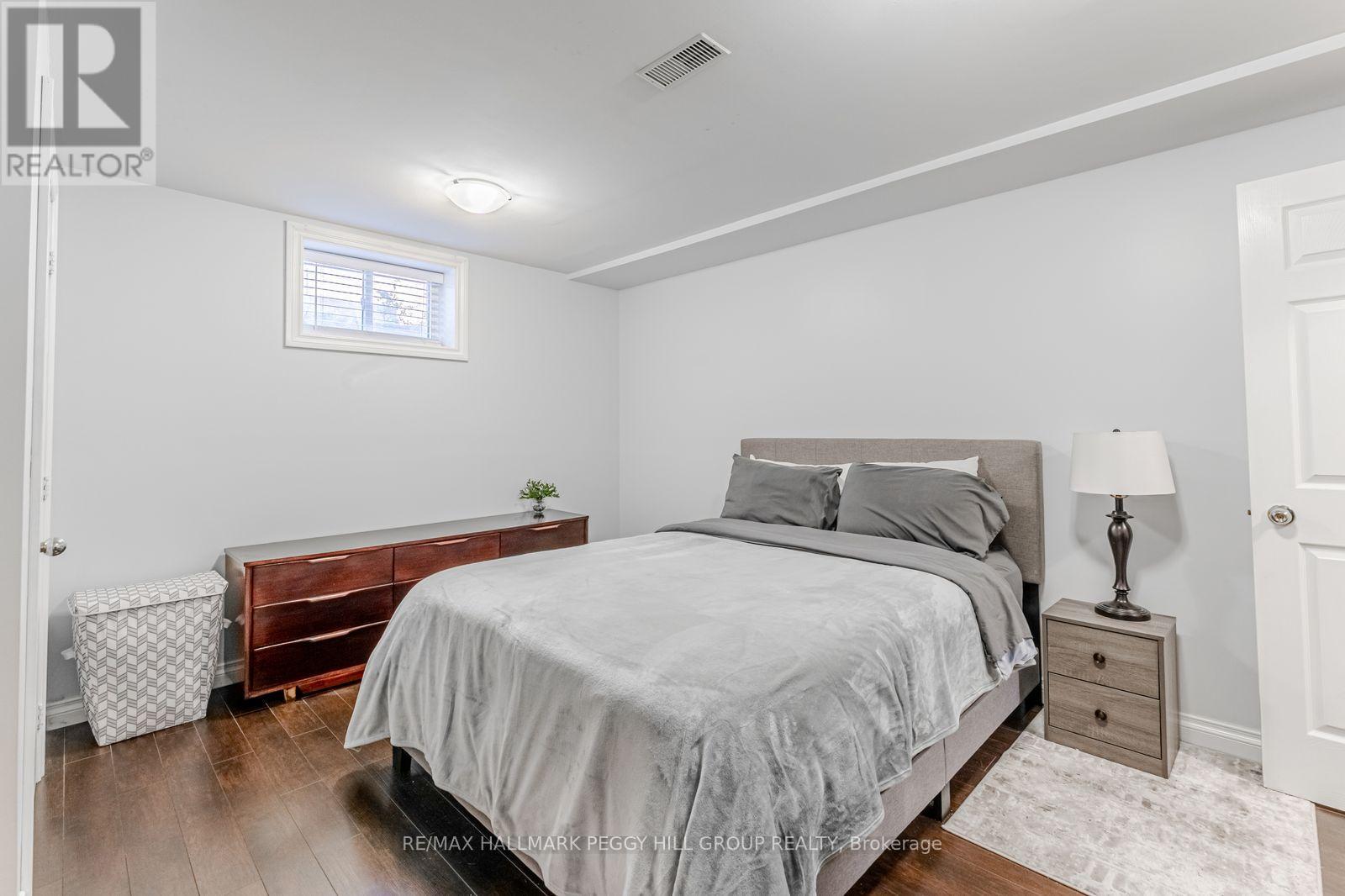 1096 Sunnidale Road, Springwater (Centre Vespra), Ontario  L9X 0R9 - Photo 21 - S12748218