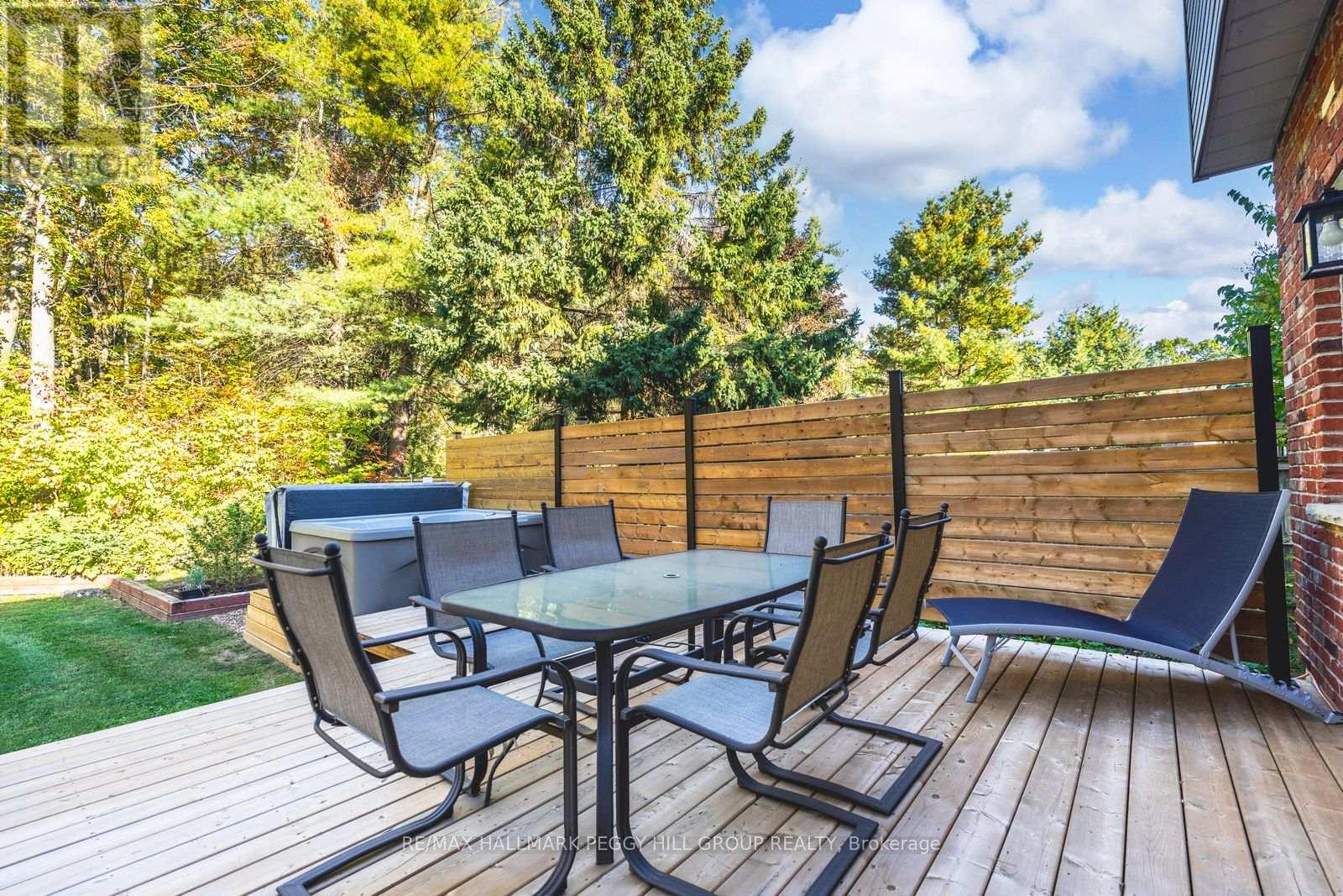 1096 Sunnidale Road, Springwater (Centre Vespra), Ontario  L9X 0R9 - Photo 23 - S12748218