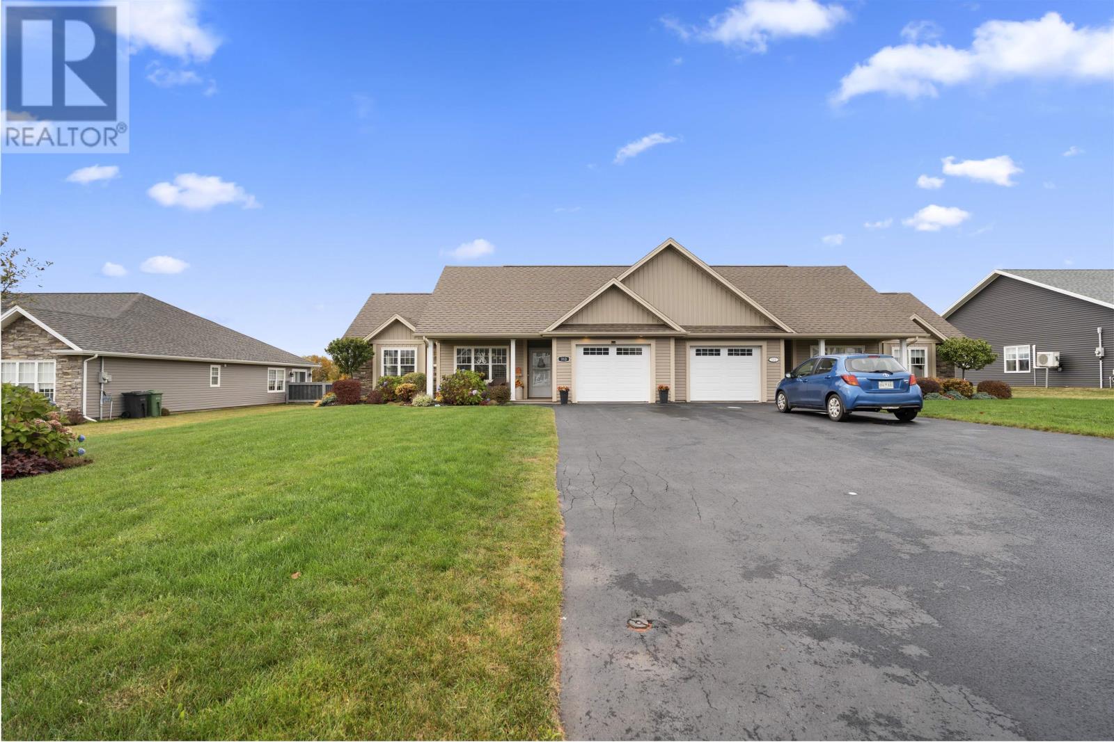 113 St.clair Street, Summerside, Prince Edward Island  C1N 5H7 - Photo 3 - 202601888