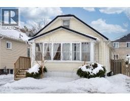 1581 CADILLAC STREET, Windsor, Ontario