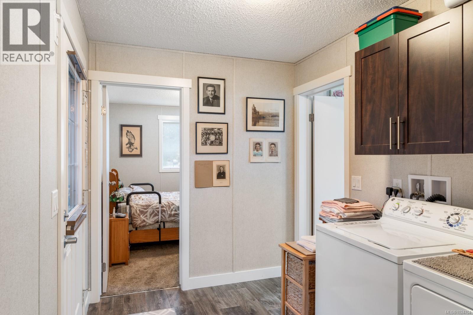 2998 Cumberland Rd, Courtenay, British Columbia  V9N 9P1 - Photo 13 - 1024704