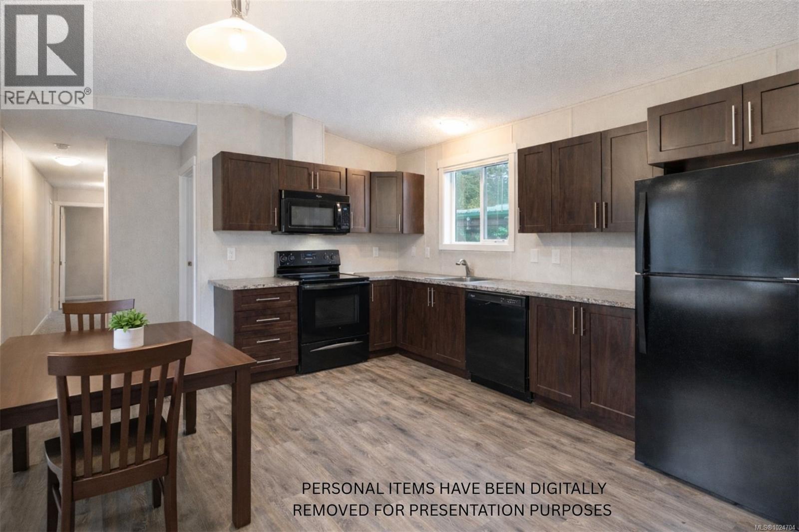 2998 Cumberland Rd, Courtenay, British Columbia  V9N 9P1 - Photo 3 - 1024704