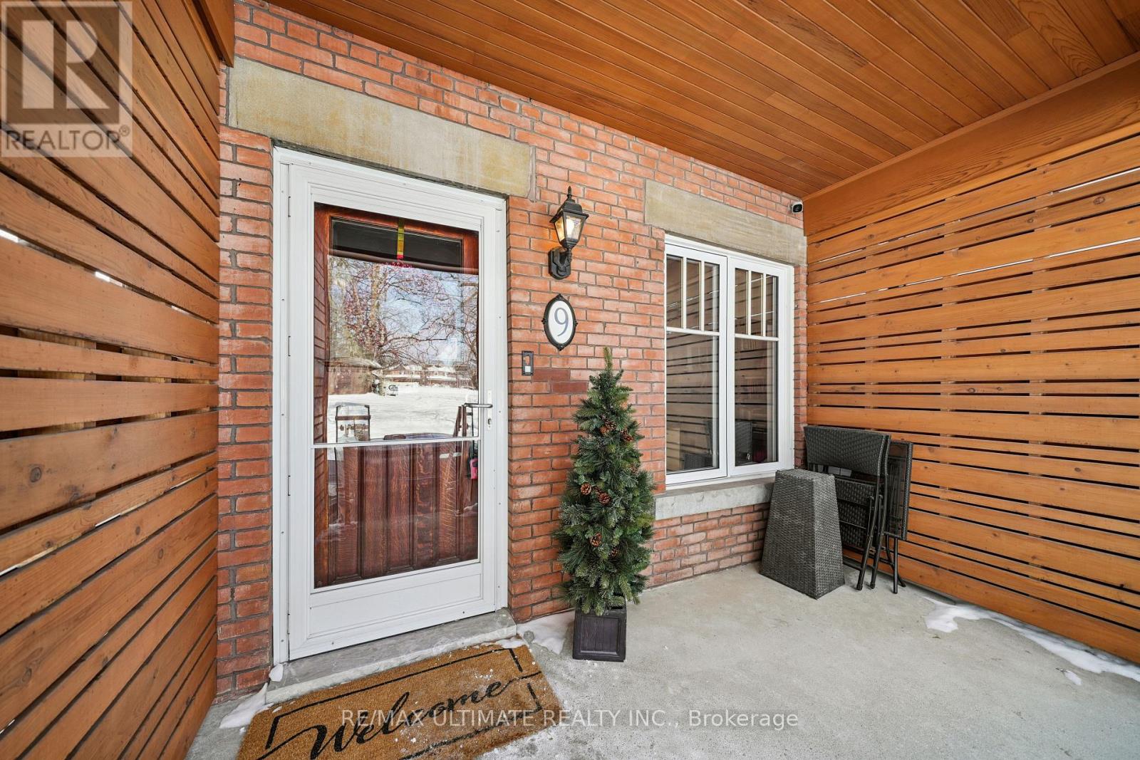 9 Southview Avenue, Toronto, Ontario  M6H 1T3 - Photo 2 - W12748146