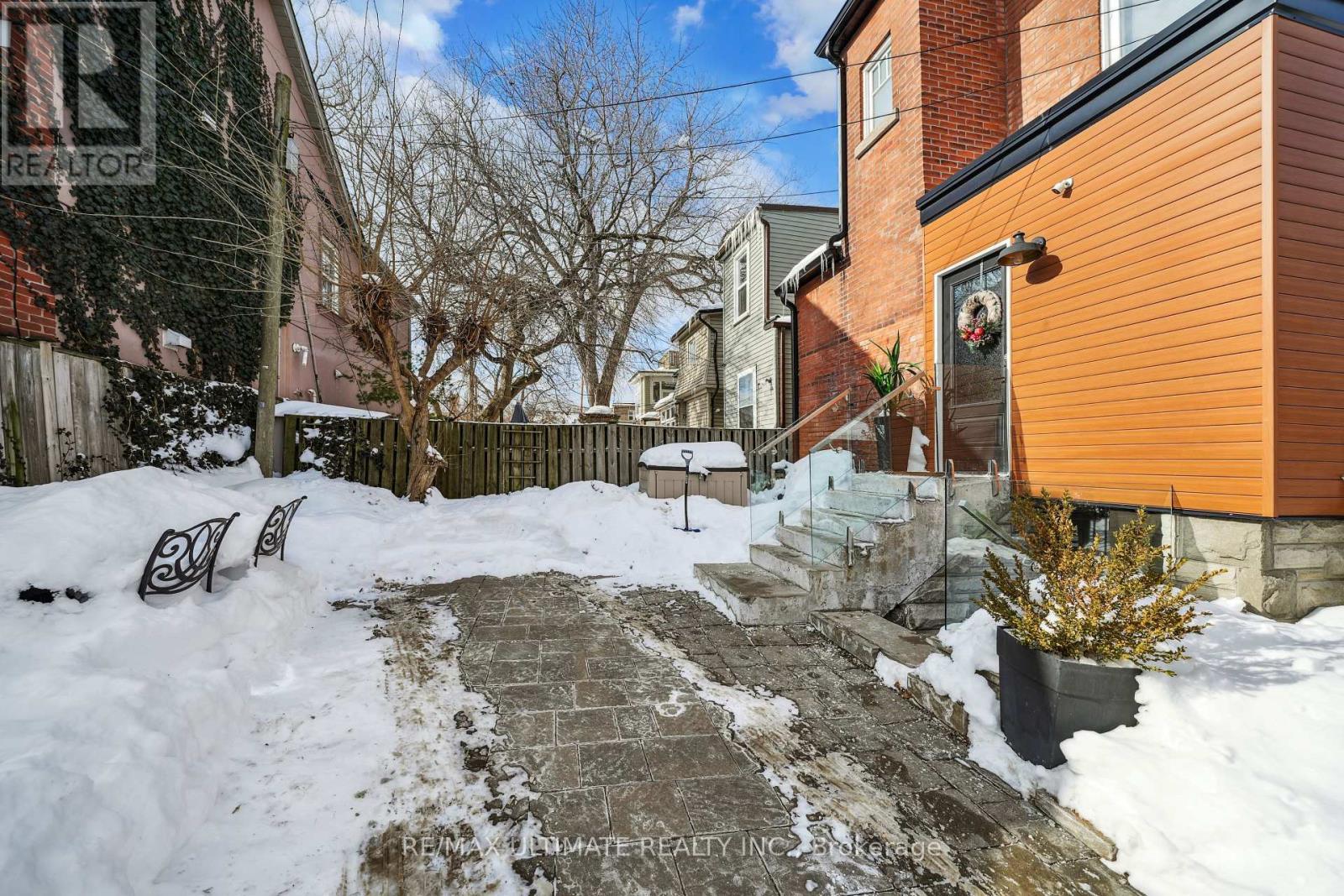 9 Southview Avenue, Toronto, Ontario  M6H 1T3 - Photo 31 - W12748146