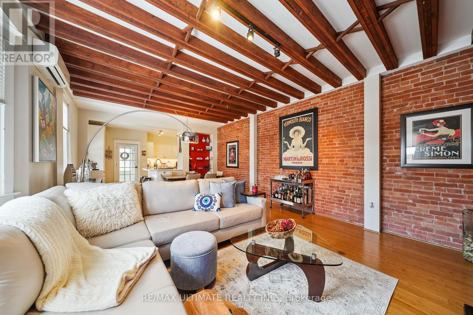 9 Southview Avenue, Toronto, Ontario  M6H 1T3 - Photo 4 - W12748146