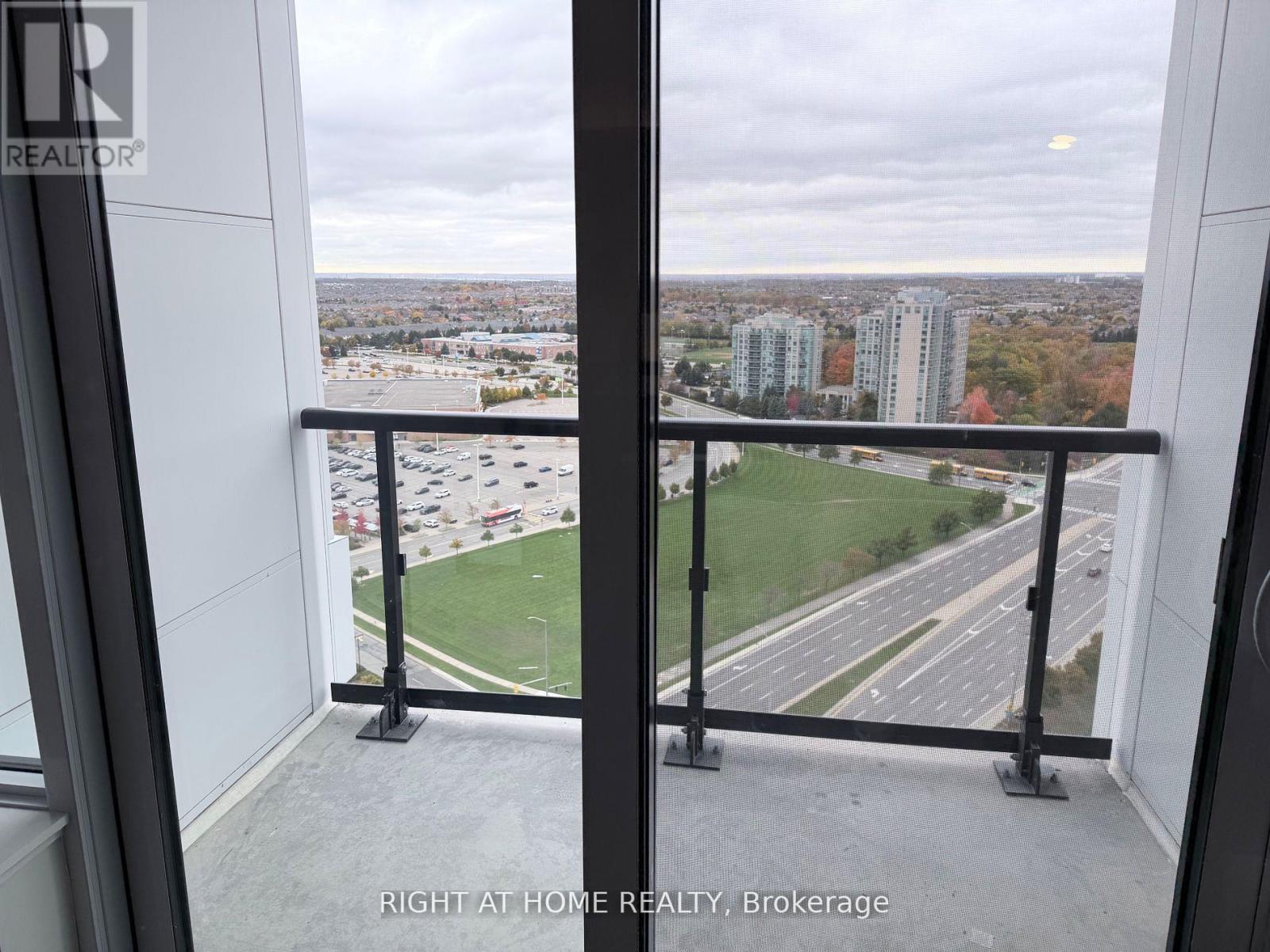 2109 - 2495 Eglinton Avenue W, Mississauga, Ontario  L5M 2T2 - Photo 11 - W12748204