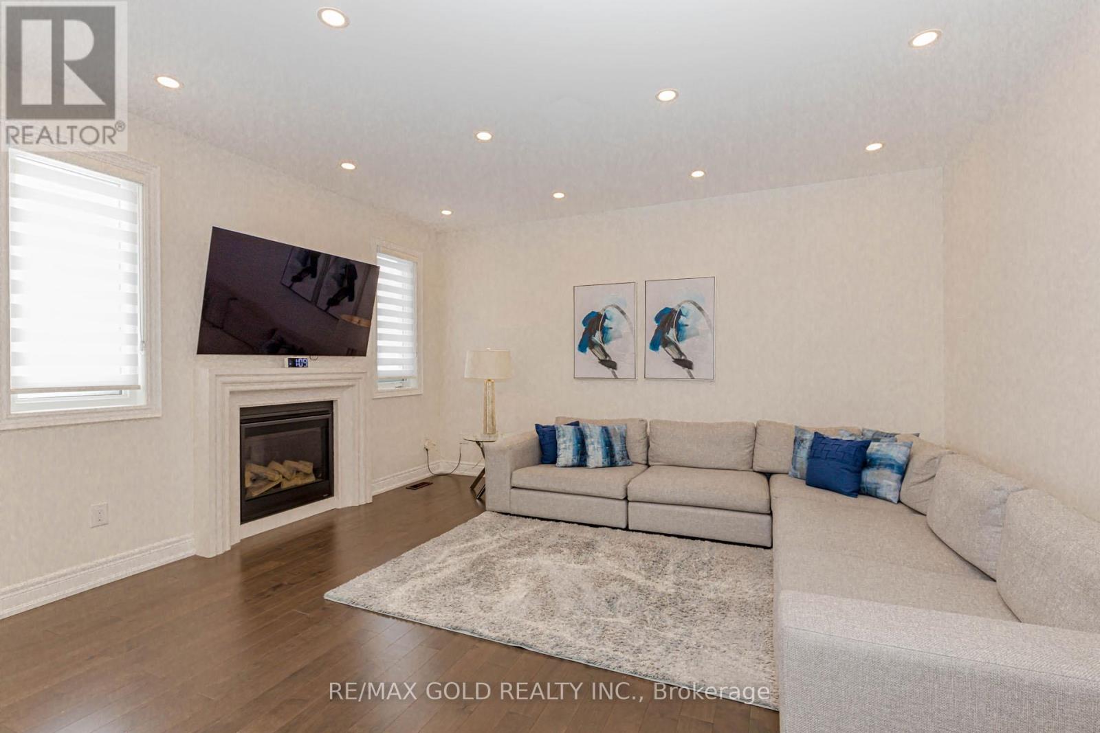 23 Sinatra Street, Brampton, Ontario  L6R 4B1 - Photo 16 - W12748212