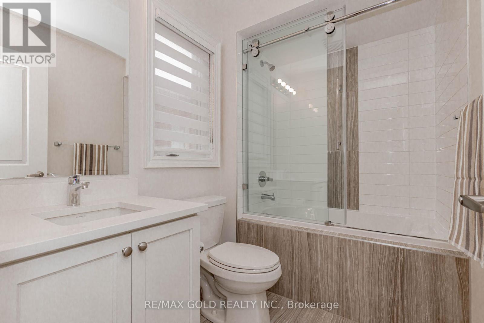 23 Sinatra Street, Brampton, Ontario  L6R 4B1 - Photo 37 - W12748212