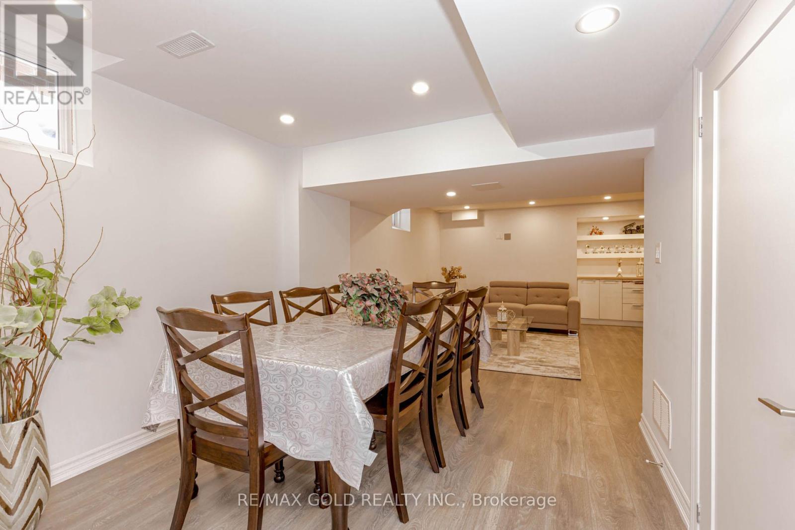 23 Sinatra Street, Brampton, Ontario  L6R 4B1 - Photo 43 - W12748212