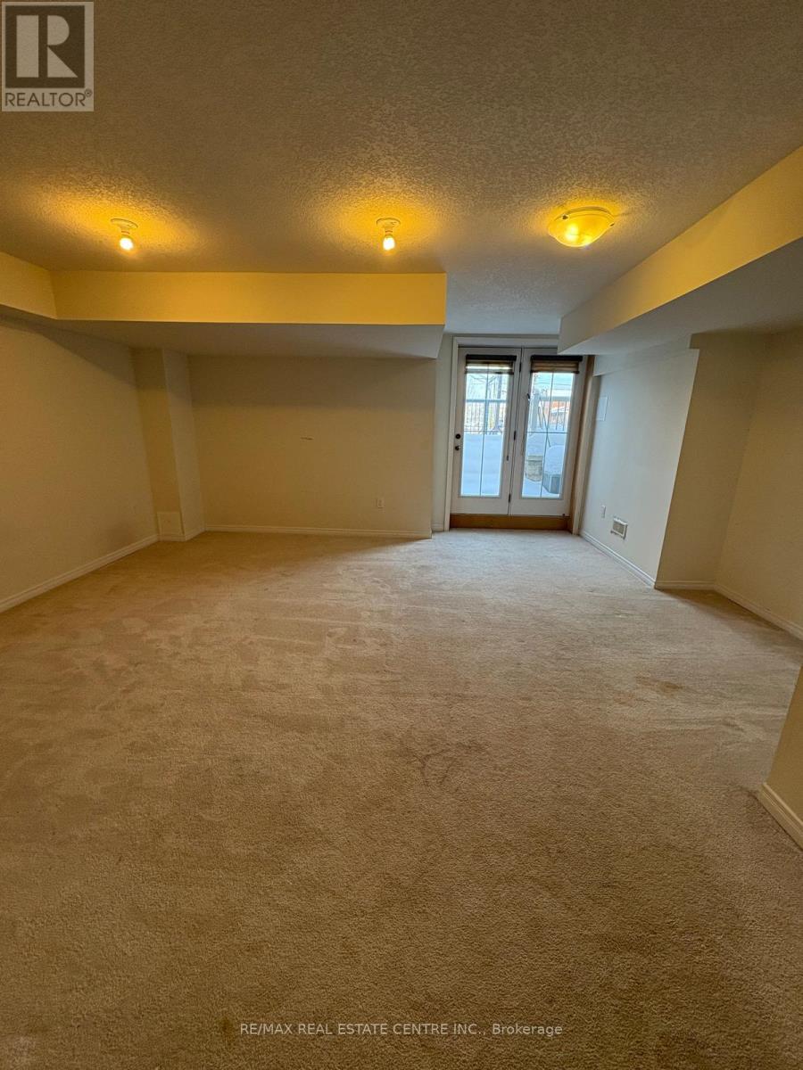 122 Golden Spring Drive, Brampton, Ontario  L7A 4N7 - Photo 24 - W12748254