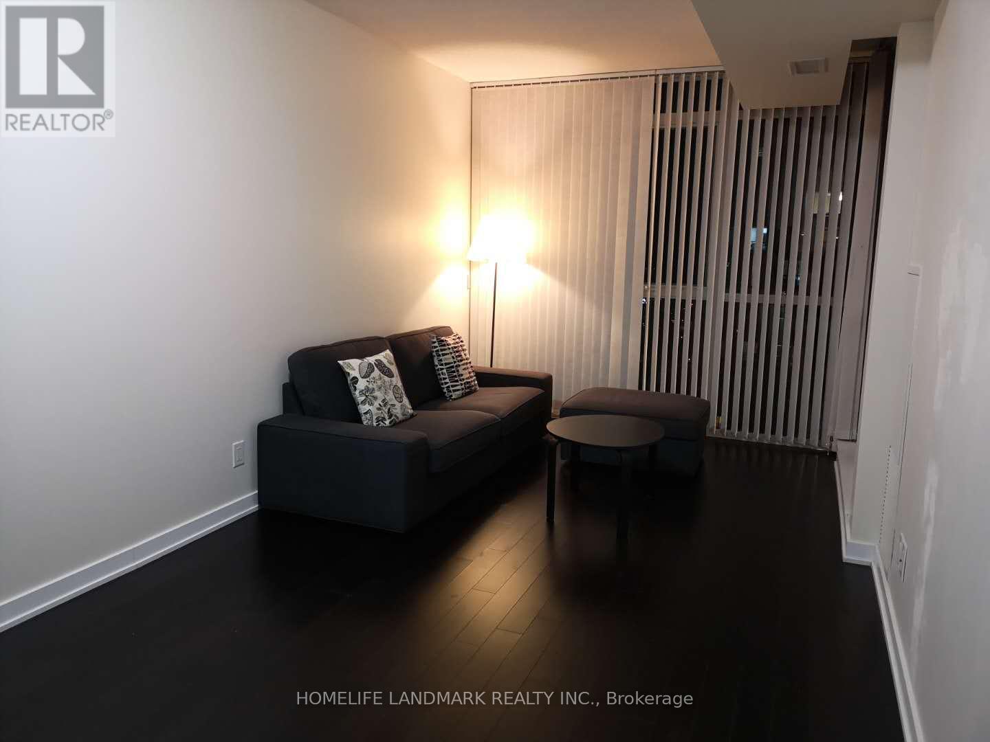 4303 - 4070 Confederation Parkway, Mississauga, Ontario  L5B 0E9 - Photo 7 - W12748268