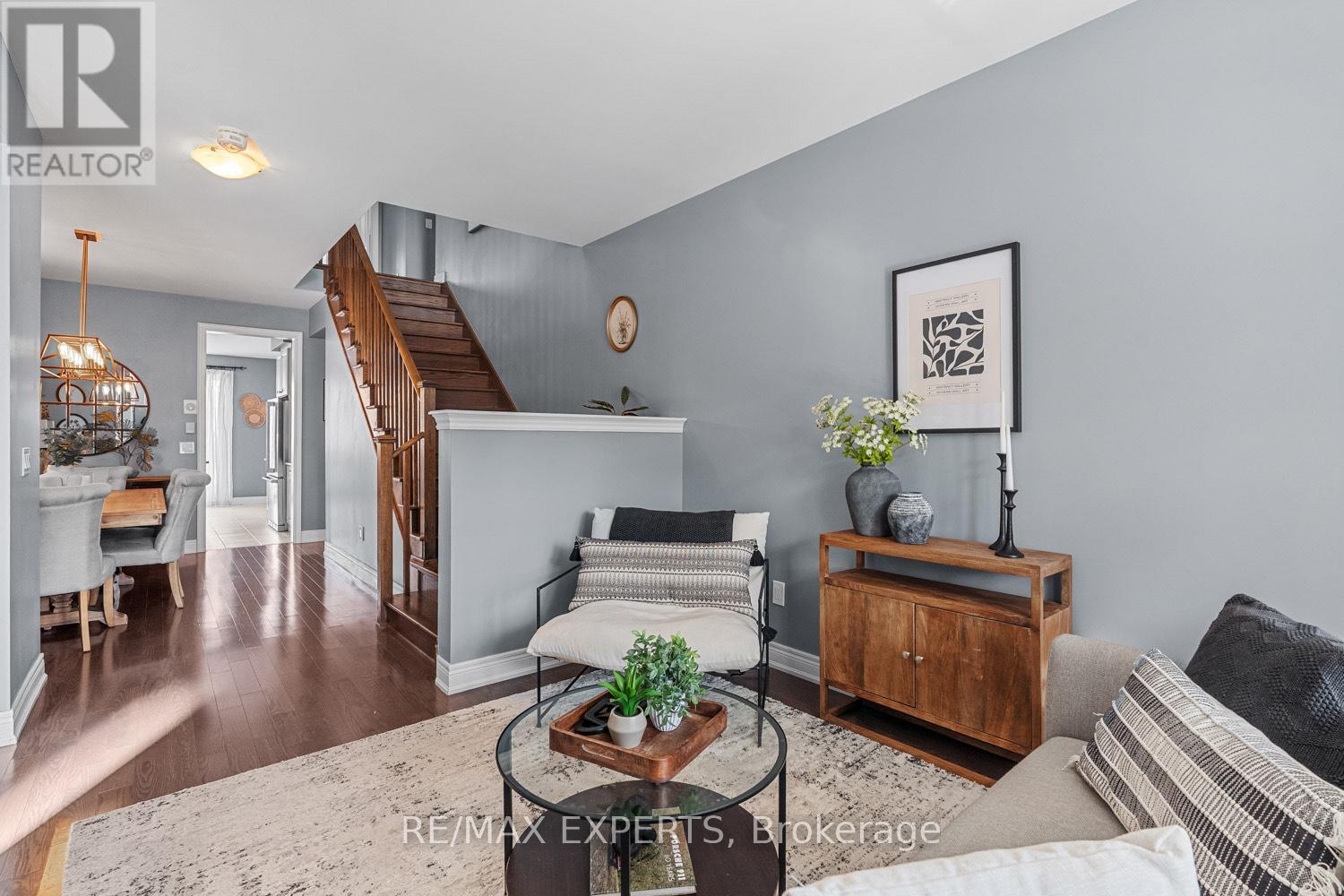 12 Trentonian Street, Brampton, Ontario  L6R 3W2 - Photo 5 - W12748330