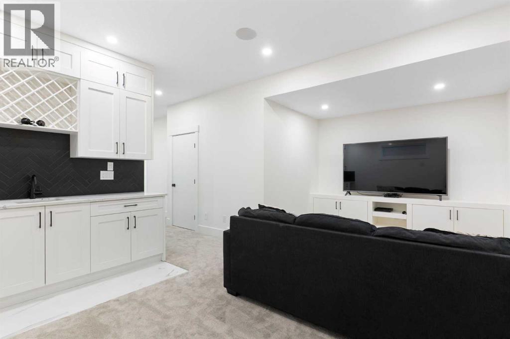 234 25 Avenue Ne, Calgary, Alberta  T2E 1Y1 - Photo 38 - A2281458