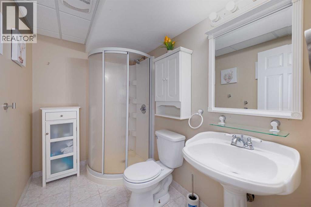 165 Chaparral Common Se, Calgary, Alberta  T2X 3N7 - Photo 41 - A2281823