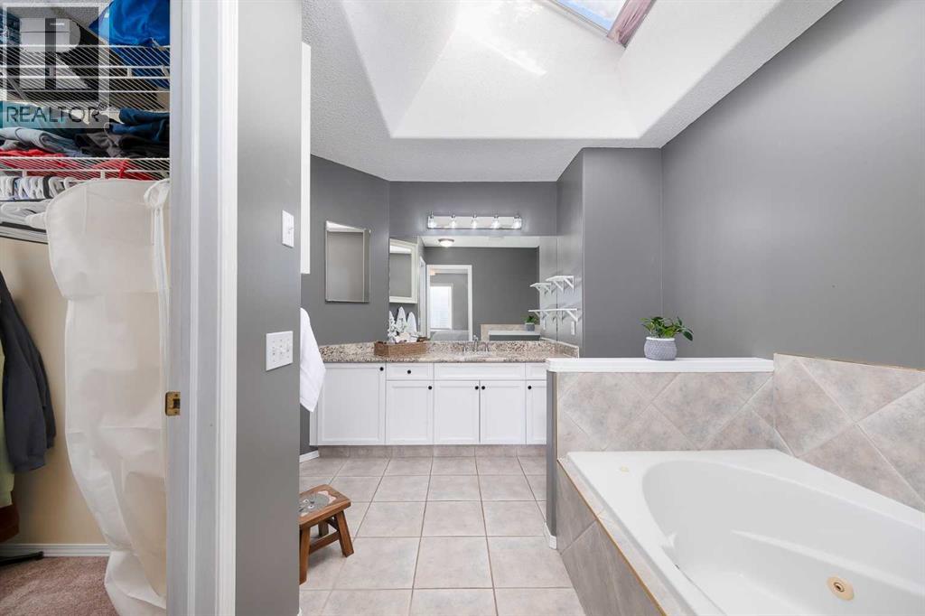 165 Chaparral Common Se, Calgary, Alberta  T2X 3N7 - Photo 30 - A2281823