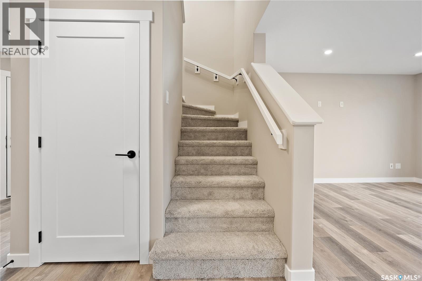 1785 Mustard Street, Regina, Saskatchewan  S4Y 0G1 - Photo 3 - SK027777