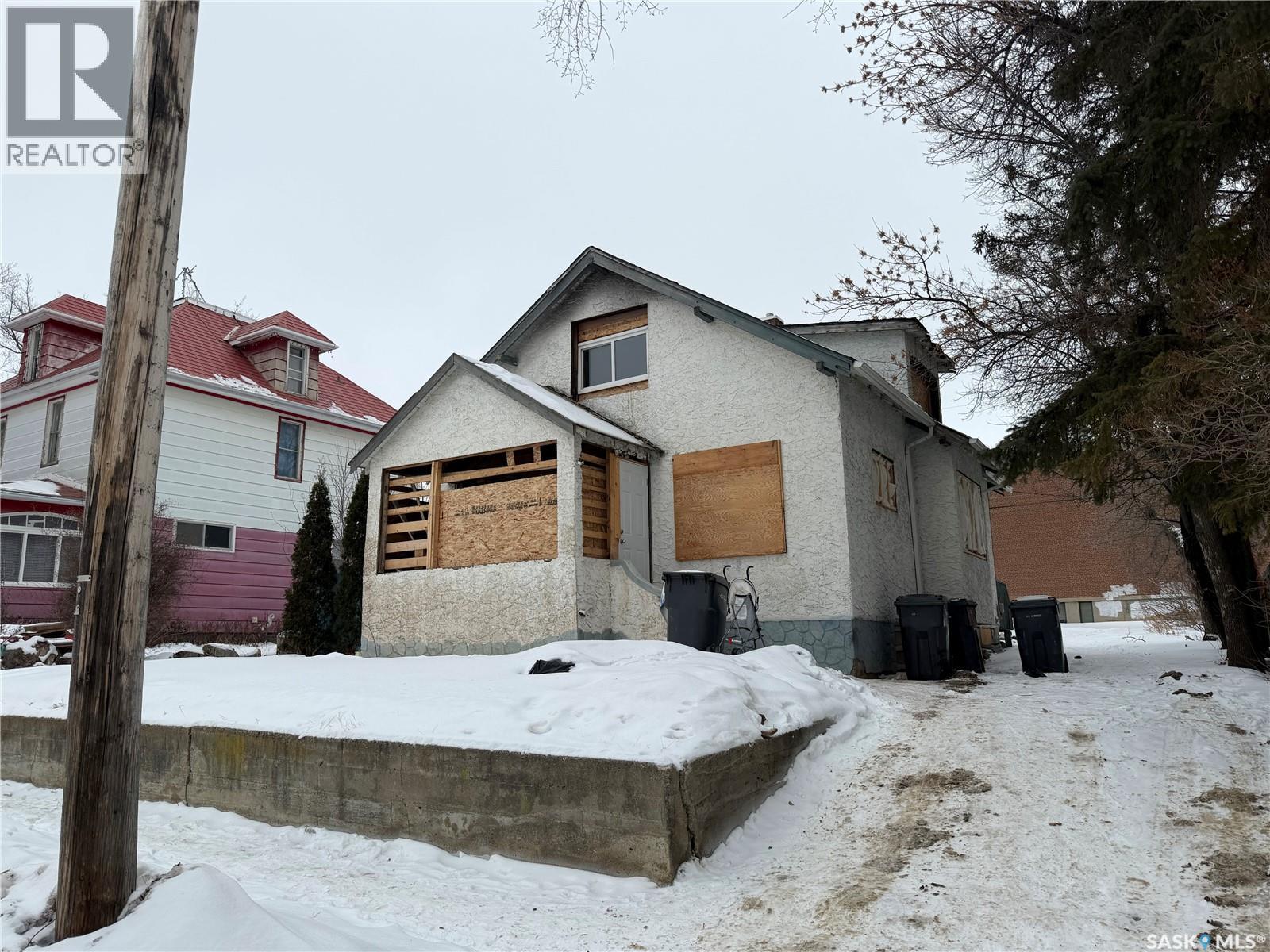 1232 103rd Street, North Battleford, Saskatchewan  S9A 1K7 - Photo 1 - SK027561