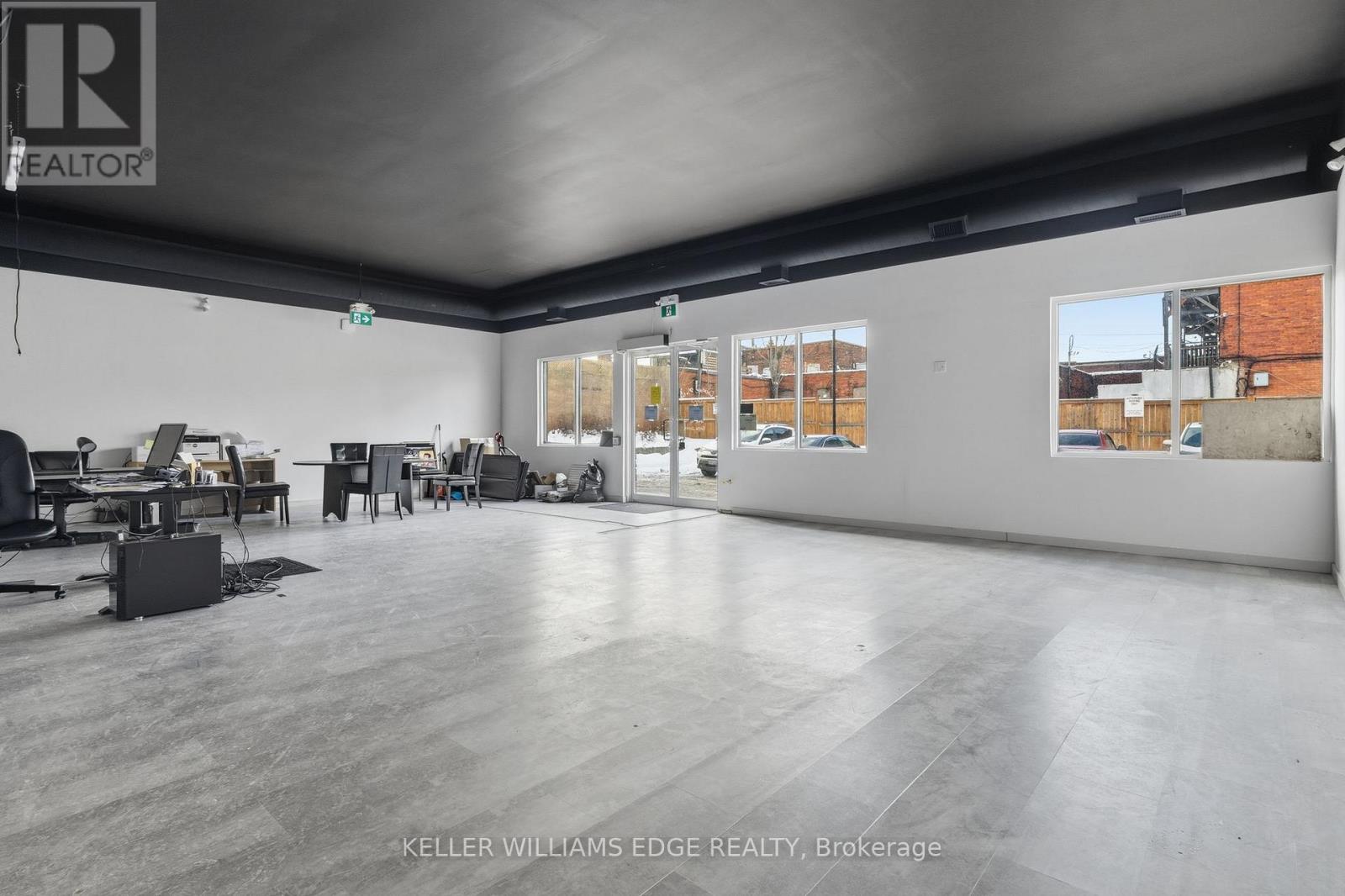 1096 Barton Street E, Hamilton (Crown Point), Ontario  L8H 2V1 - Photo 11 - X12748168