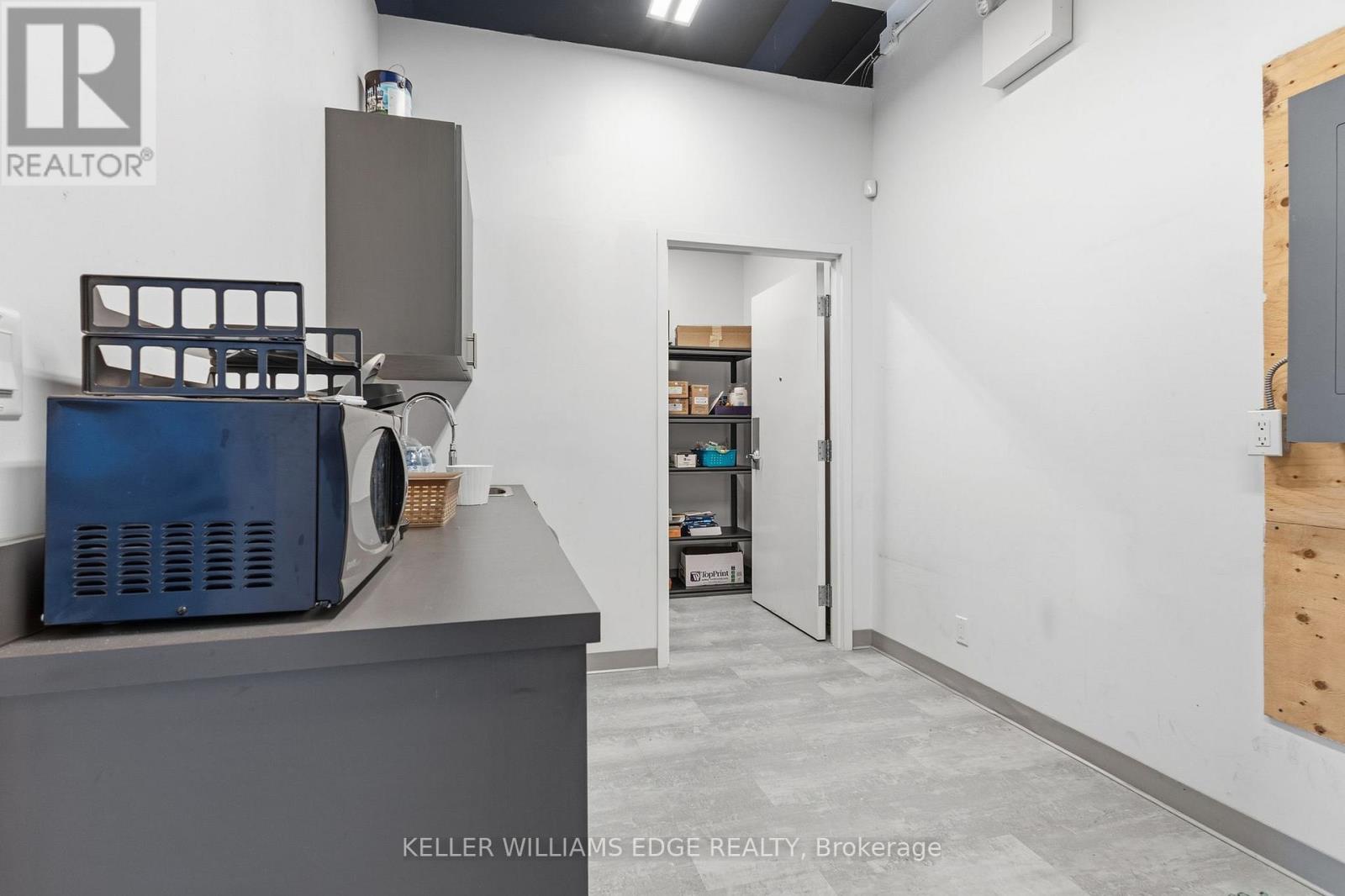 1096 Barton Street E, Hamilton (Crown Point), Ontario  L8H 2V1 - Photo 17 - X12748168