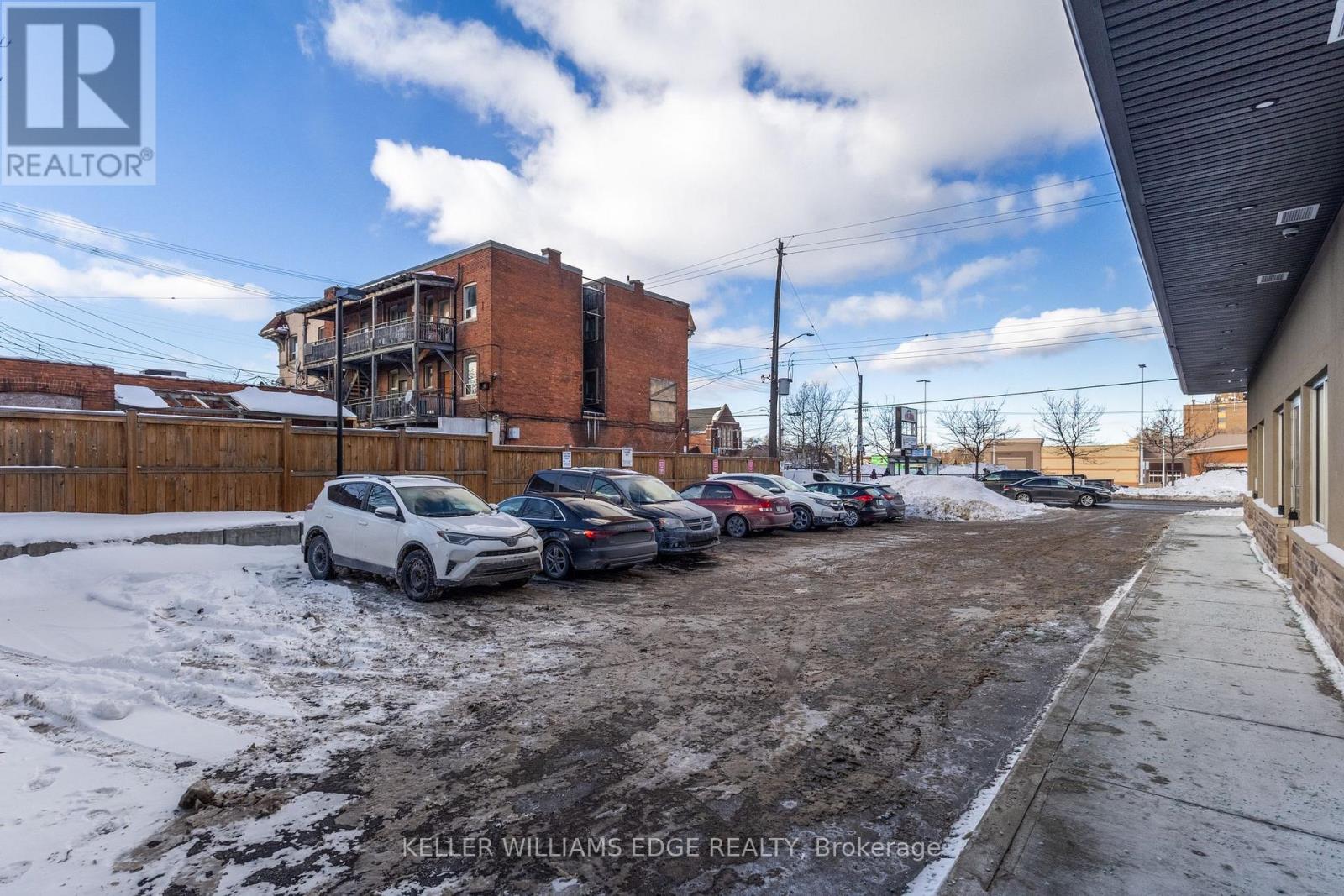 1096 Barton Street E, Hamilton (Crown Point), Ontario  L8H 2V1 - Photo 6 - X12748168