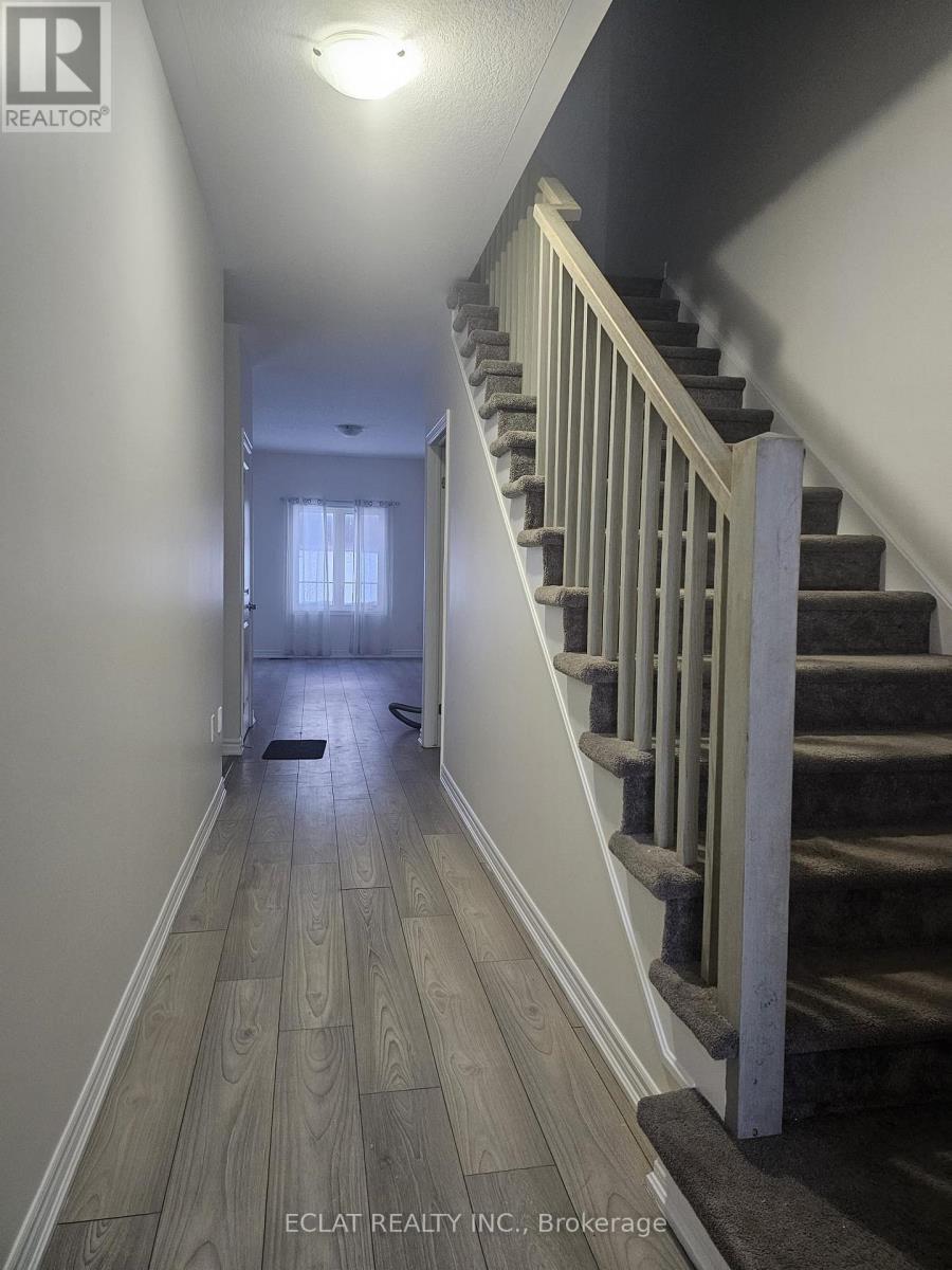 69 Bilanski Farm Road, Brantford, Ontario  N3S 0J5 - Photo 4 - X12748196