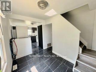 643 Charles Street E, Windsor, Ontario  N8X 3G6 - Photo 10 - X12748200