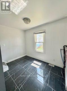 643 Charles Street E, Windsor, Ontario  N8X 3G6 - Photo 11 - X12748200