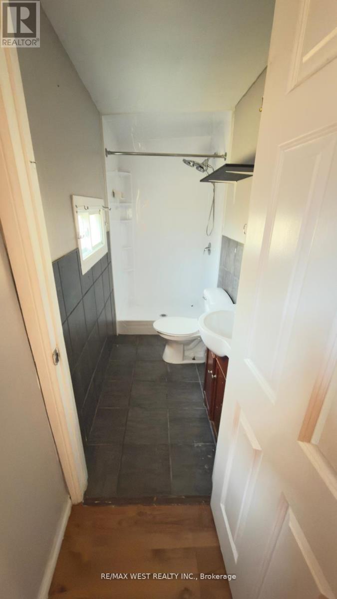 881-883 Marion Avenue, Windsor, Ontario  N9A 2H8 - Photo 6 - X12748226