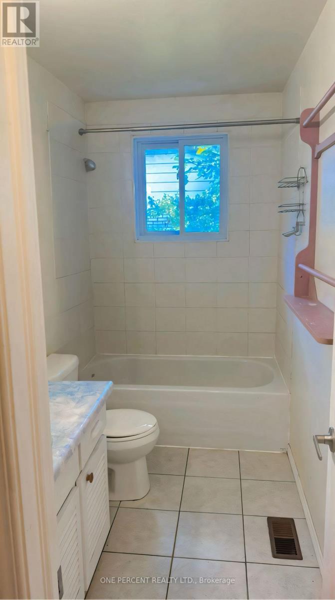 131 Paperbirch Crescent, London North, Ontario  N6G 1L8 - Photo 18 - X12748316