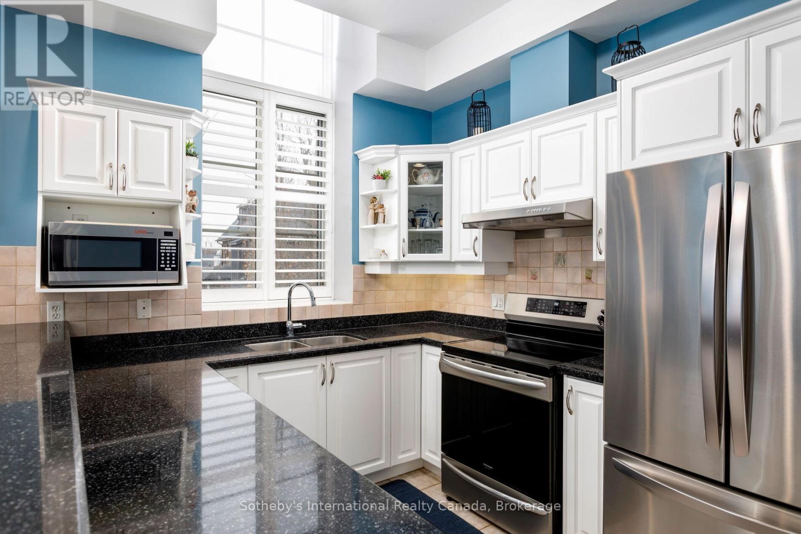 219 - 262 Dundas Street E, Hamilton (Waterdown), Ontario  L8B 1A9 - Photo 12 - X12748358