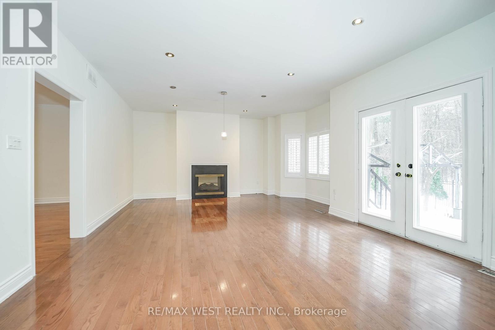 81 Woodview Drive, Pickering, Ontario  L1V 1L1 - Photo 15 - E12681514