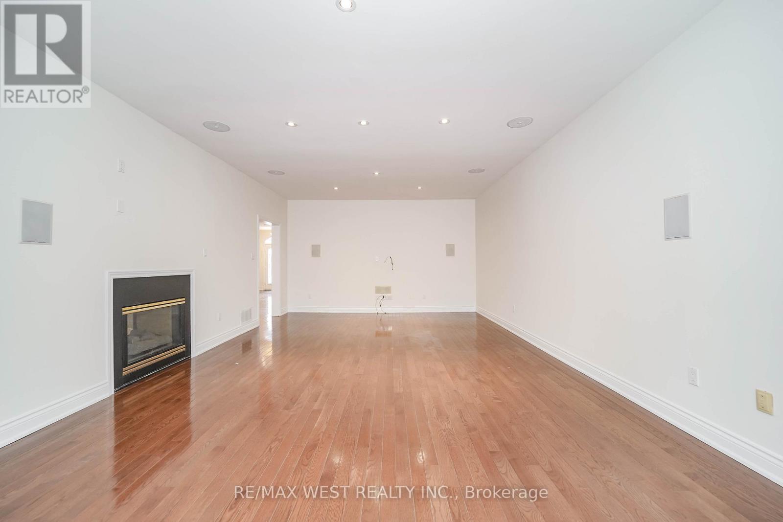 81 Woodview Drive, Pickering, Ontario  L1V 1L1 - Photo 24 - E12681514