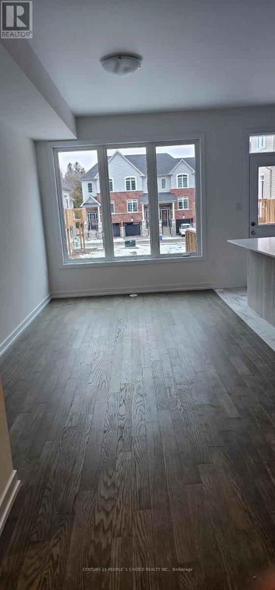 27 Lyall Stokes Circle, East Gwillimbury, Ontario  L0G 1M0 - Photo 15 - N12747928