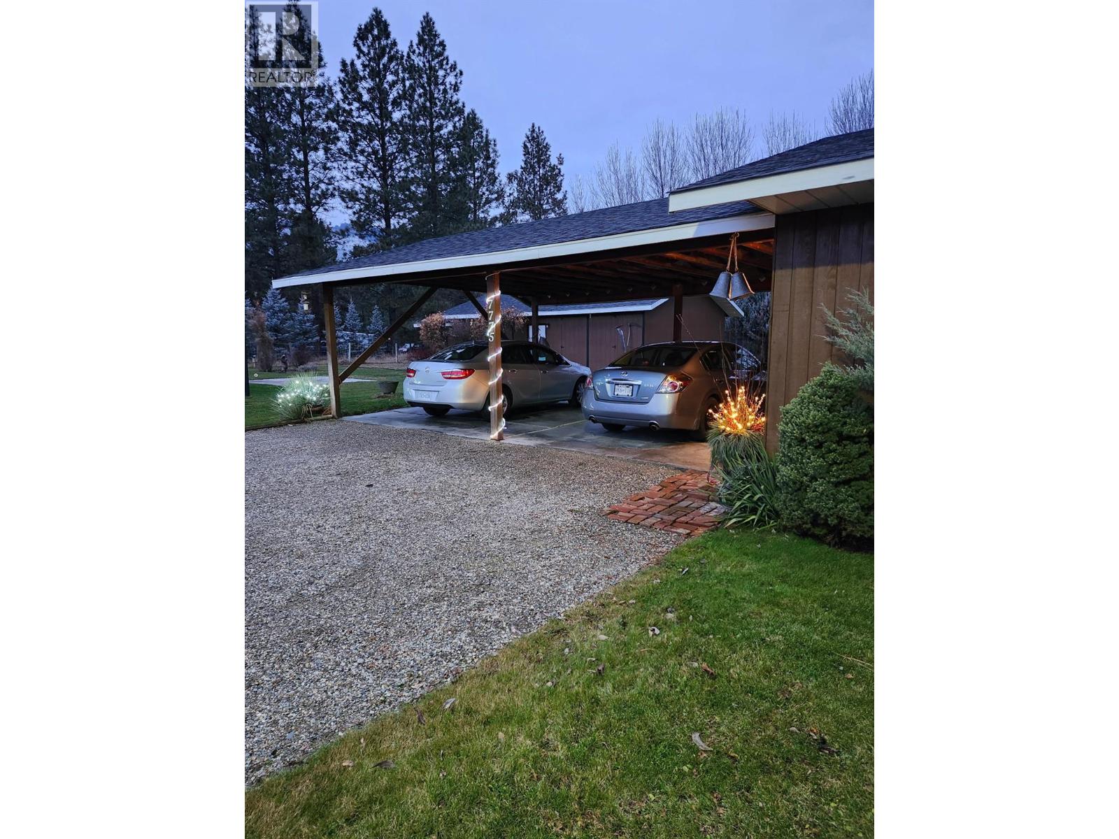 7775 Gn Road, Grand Forks, British Columbia  V0H 1H2 - Photo 3 - 10374318