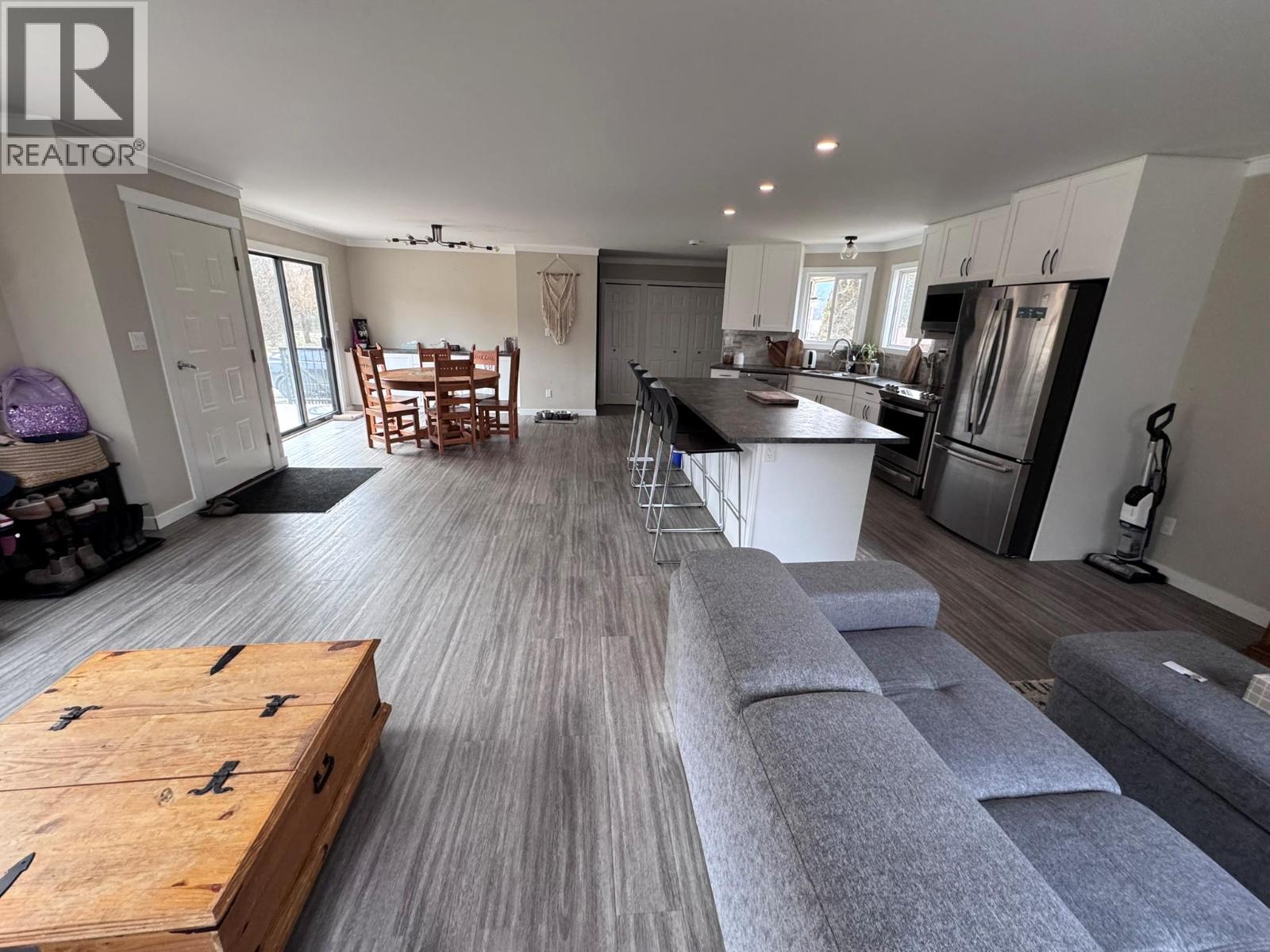 3575 Carson Road, Grand Forks, British Columbia  V0H 1H5 - Photo 16 - 10374233