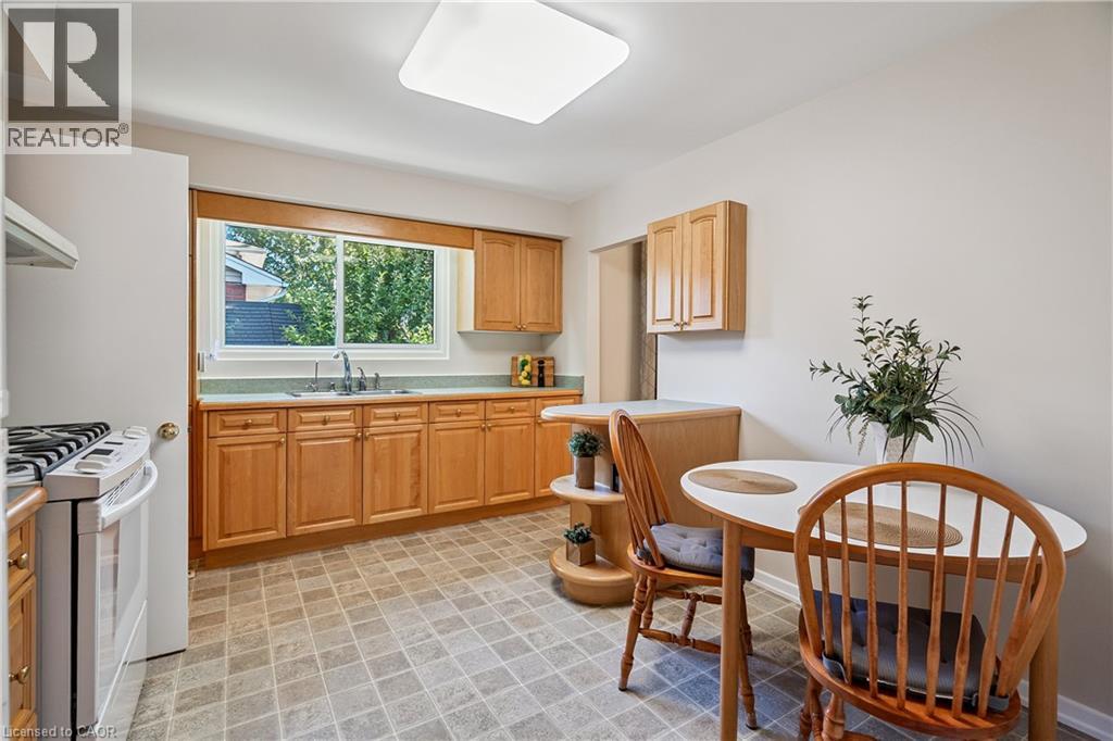 871 Francis Road, Burlington, Ontario  L7T 3Y1 - Photo 11 - 40801942