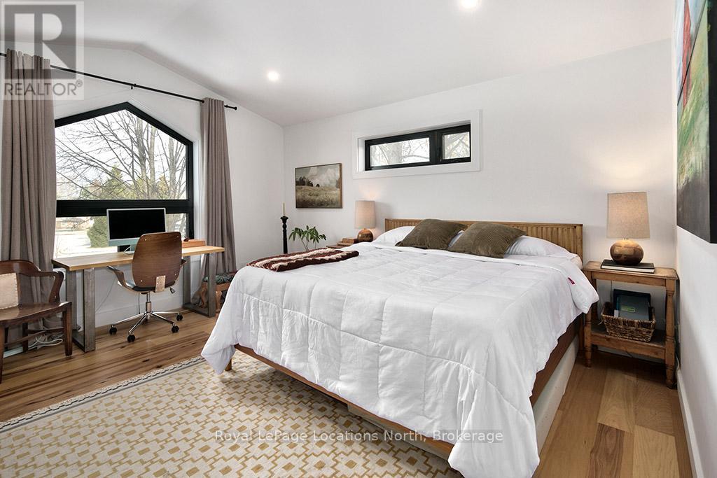 9 Shirley Court, Blue Mountains, Ontario  N0H 2P0 - Photo 10 - X12748594