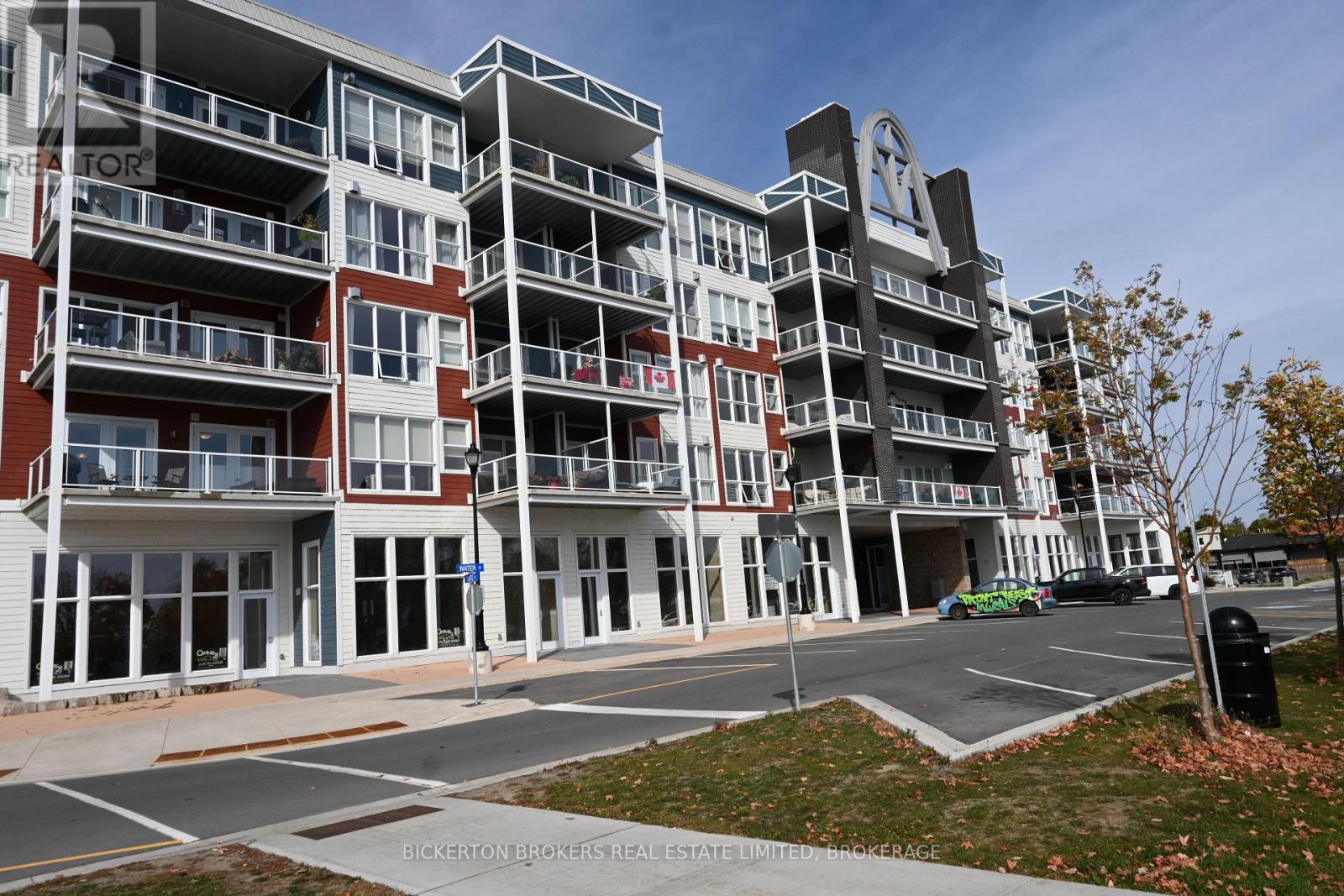 207 - 130 Water Street, Gananoque, Ontario  K7G 0A8 - Photo 2 - X12748370