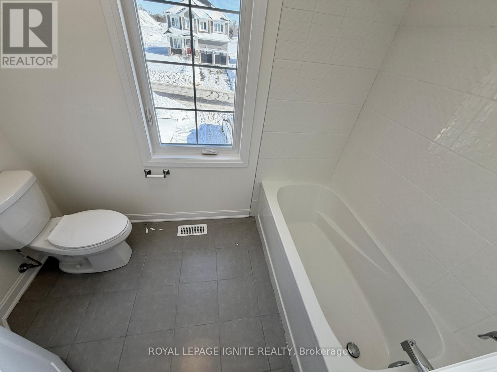 107 Windermere Boulevard, Loyalist, Ontario  K0H 1G0 - Photo 27 - X12739202