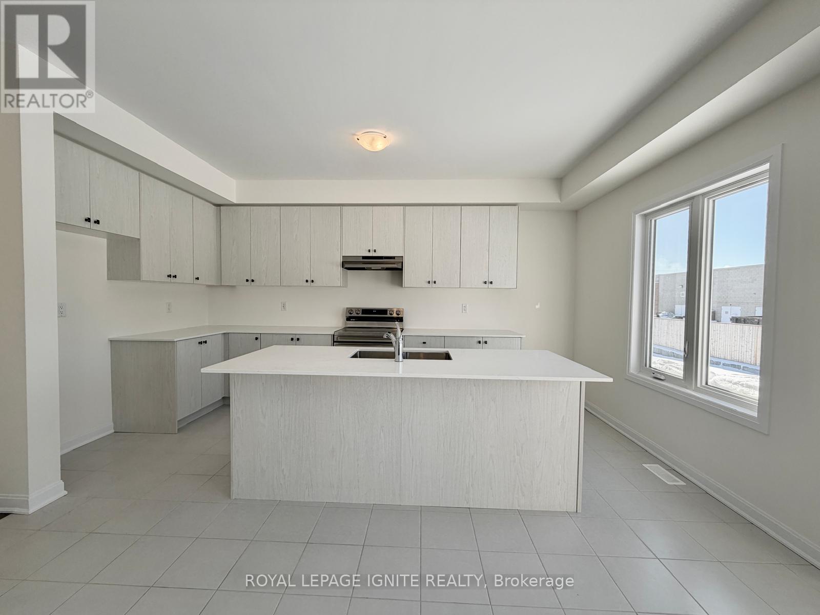 107 Windermere Boulevard, Loyalist, Ontario  K0H 1G0 - Photo 5 - X12739202