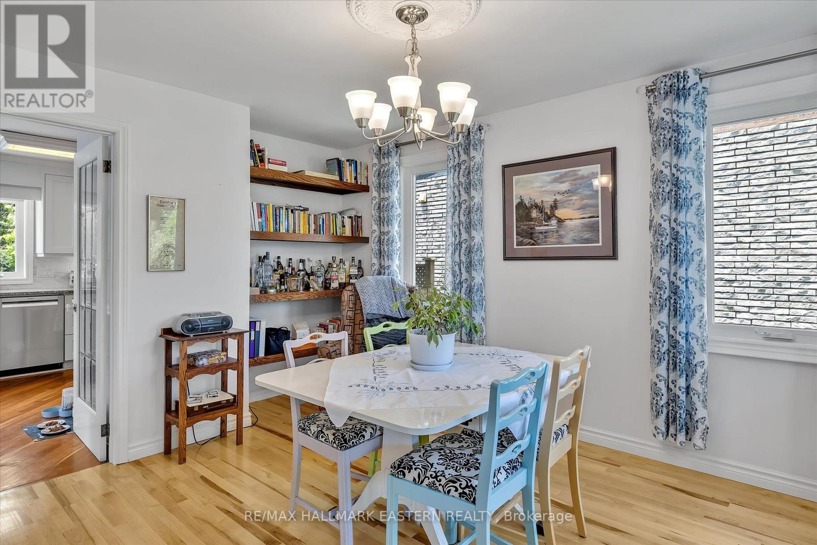 959 Golfview Road, Peterborough (Otonabee Ward 1), Ontario  K9J 7W2 - Photo 10 - X12748472