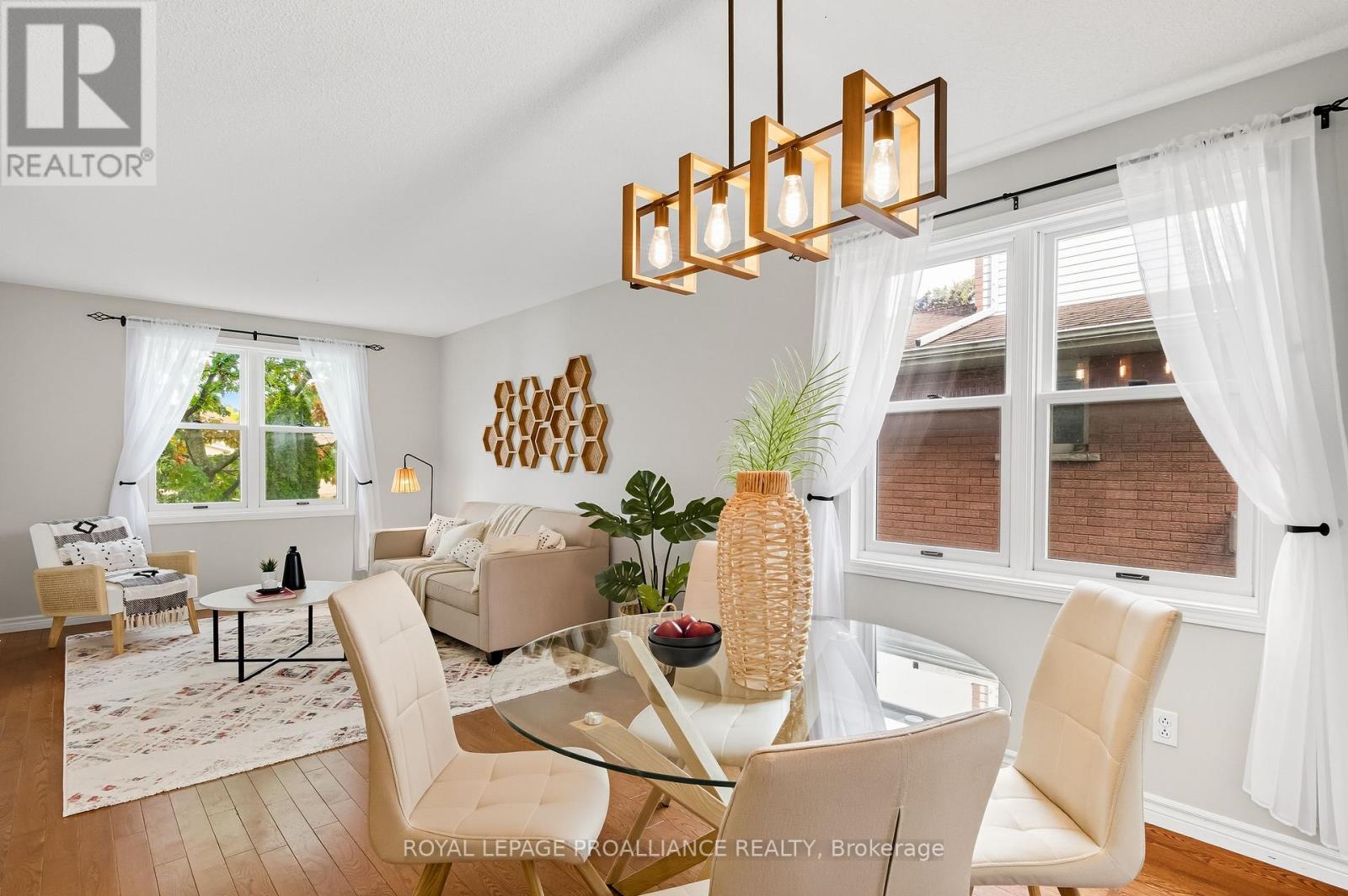 34 Forchuk Crescent, Quinte West (Trenton Ward), Ontario  K8V 6N2 - Photo 11 - X12748592