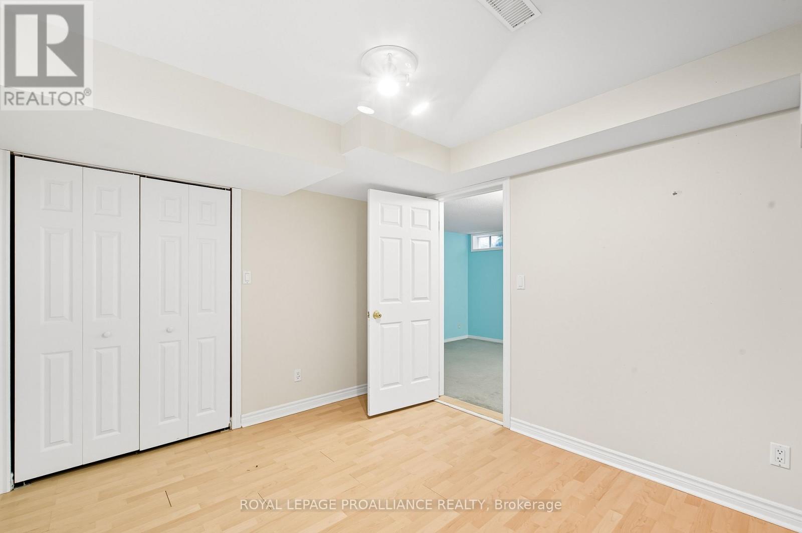 34 Forchuk Crescent, Quinte West (Trenton Ward), Ontario  K8V 6N2 - Photo 39 - X12748592