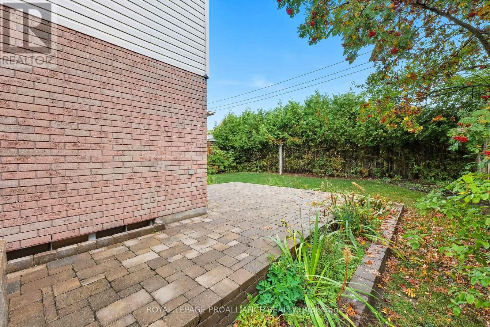 34 Forchuk Crescent, Quinte West (Trenton Ward), Ontario  K8V 6N2 - Photo 45 - X12748592