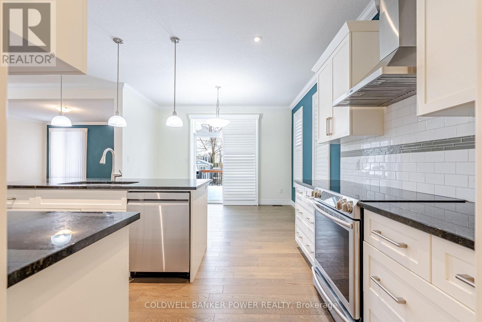 2277 Tokala Trail, London North, Ontario  N6G 0N6 - Photo 11 - X12748428